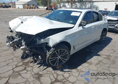 2021 BMW 530I z USA, uszkodzony, nr VIN WBA53BH00MWX07922